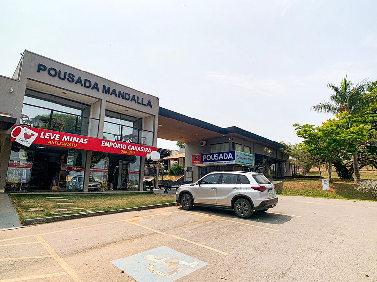Pousada Mandala Turvo Capitólio com sacada e vista p/ o Lago