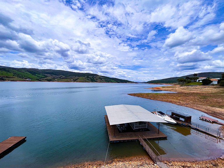 Casa em Capitólio com piscina e vista para lago | W1