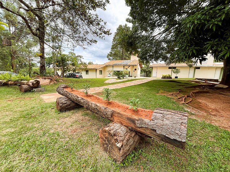 Suíte Tripla com Vista para a Natureza