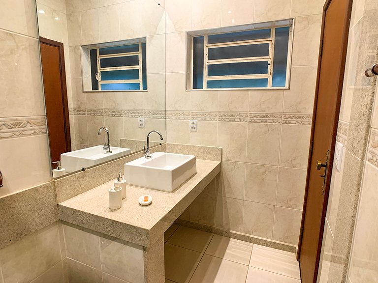 Casa Marina Super Luxo com piscina e píer com acesso ao Lago