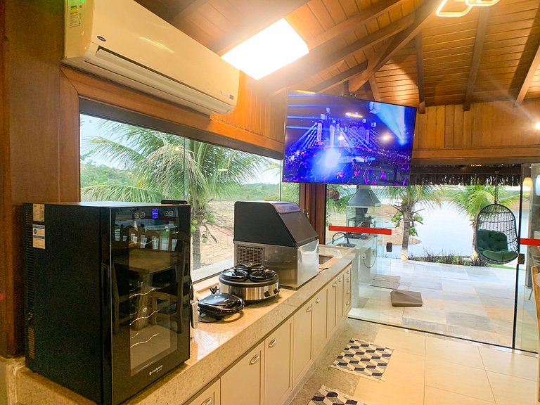 Casa Marina Super Luxo com piscina e píer com acesso ao Lago