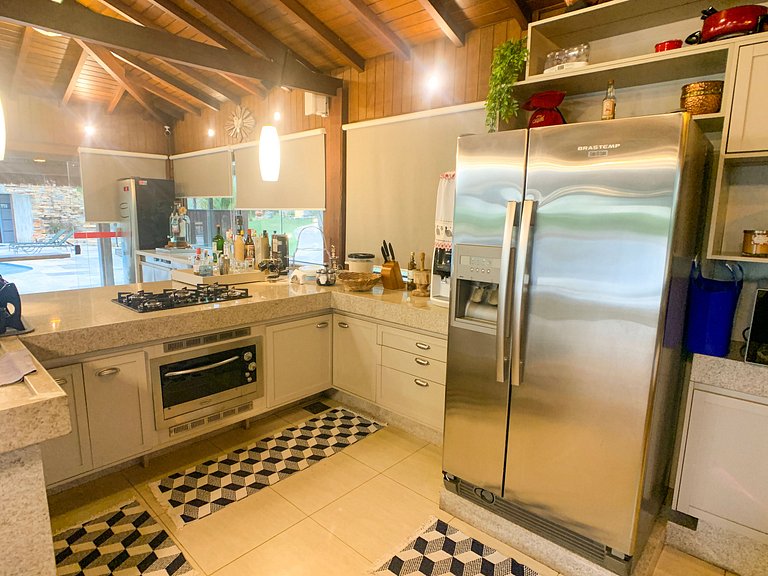 Casa Marina Super Luxo com piscina e píer com acesso ao Lago