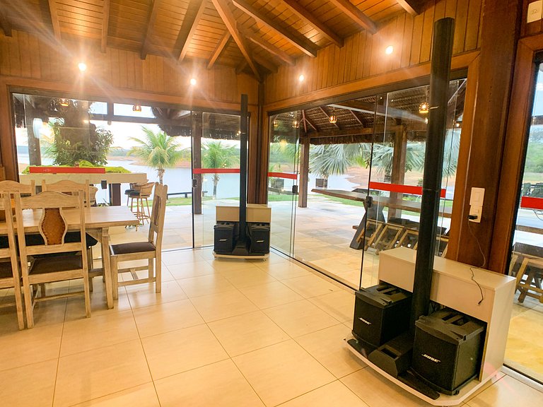 Casa Marina Super Luxo com piscina e píer com acesso ao Lago