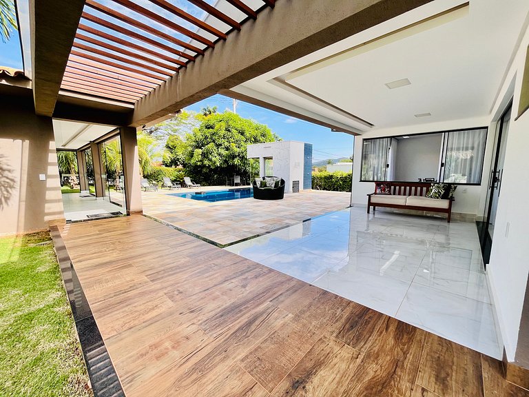 Casa em Capitólio, Escarpas do Lago, com Piscina e Sauna
