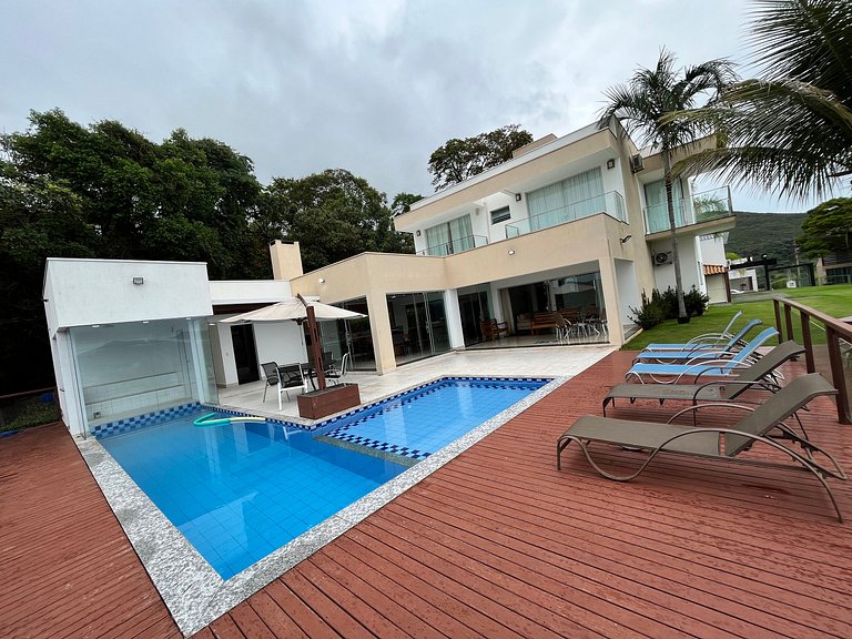 Casa em Capitólio, Escarpas do Lago, com Piscina e Sauna | E