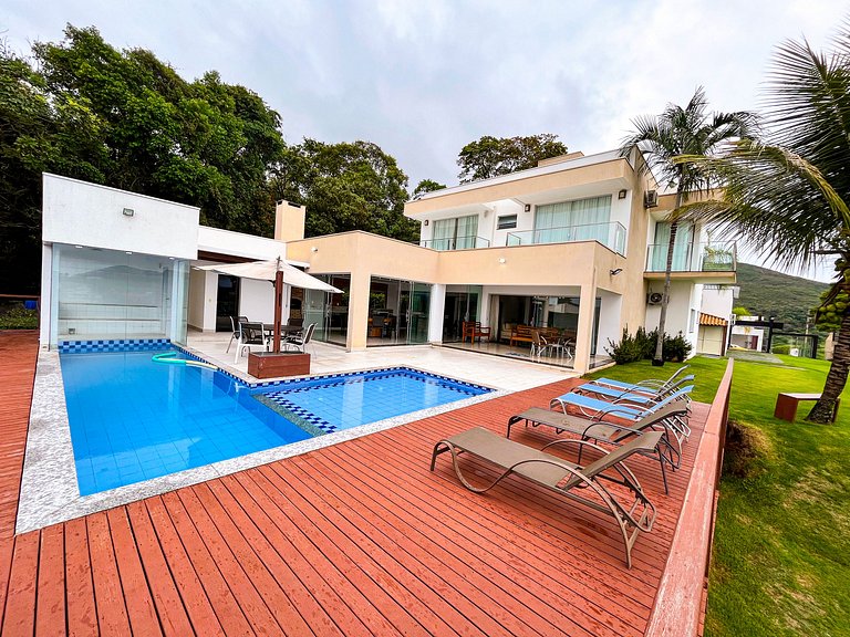 Casa em Capitólio, Escarpas do Lago, com Piscina e Sauna | E