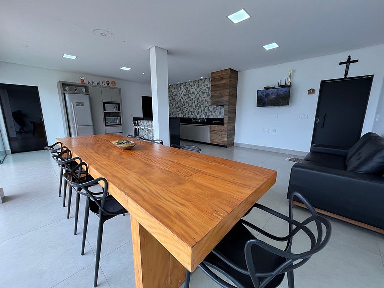 Casa em Capitólio com piscina e área gourmet