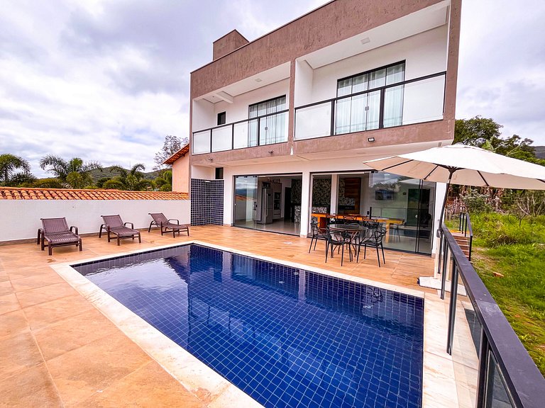 Casa em Capitólio com piscina e área gourmet