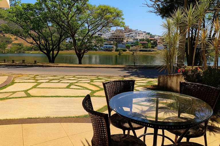 Suíte com Vista p/ o Lago em Capitólio, Escarpas